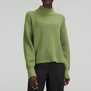 lululemon athletica Merino Wool-Blend Ribbed Turtleneck Sweater • size 16